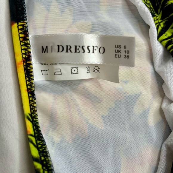 NWOT Sunflower bikini bottom size medium - Picture 3 of 3